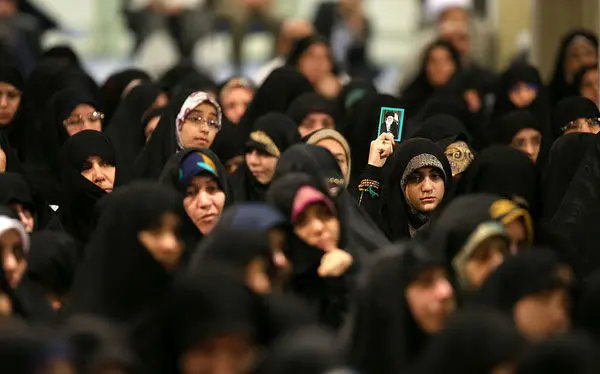 (تصاویر) دیدار رهبر انقلاب با مسئولان کشورهای اسلامی