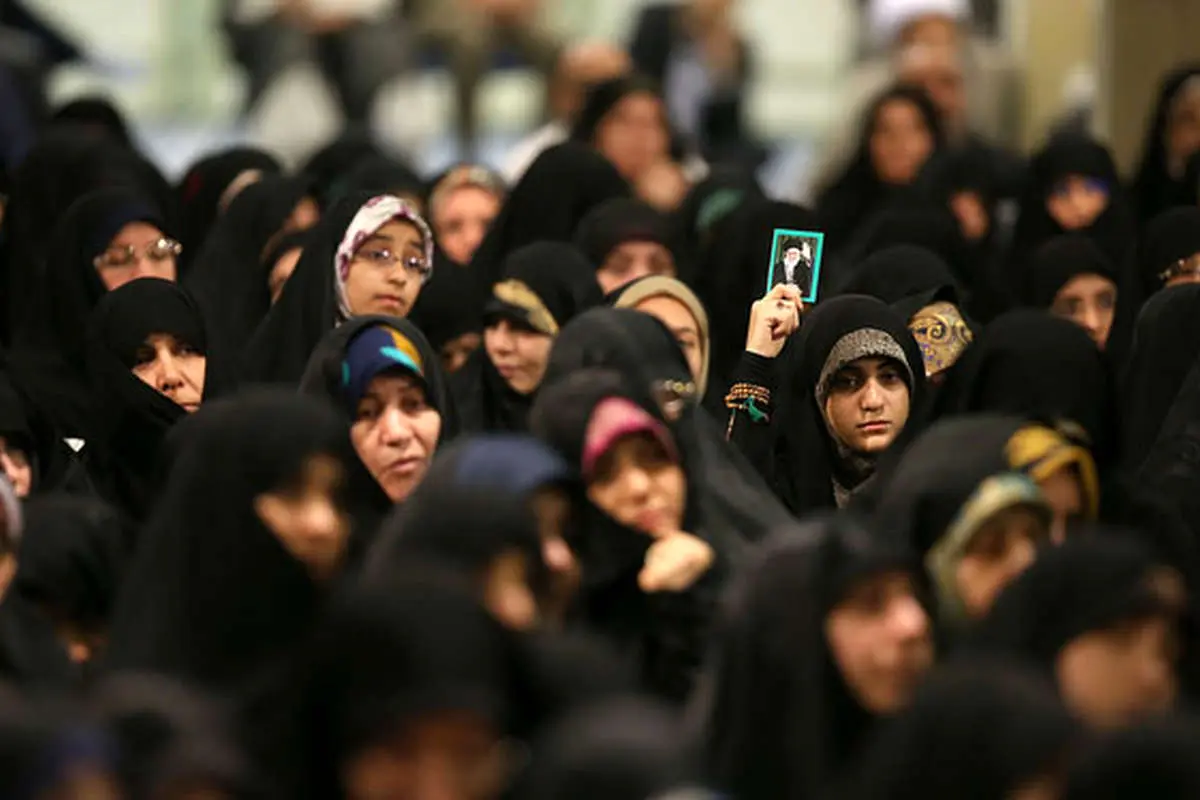 (تصاویر) دیدار رهبر انقلاب با مسئولان کشورهای اسلامی