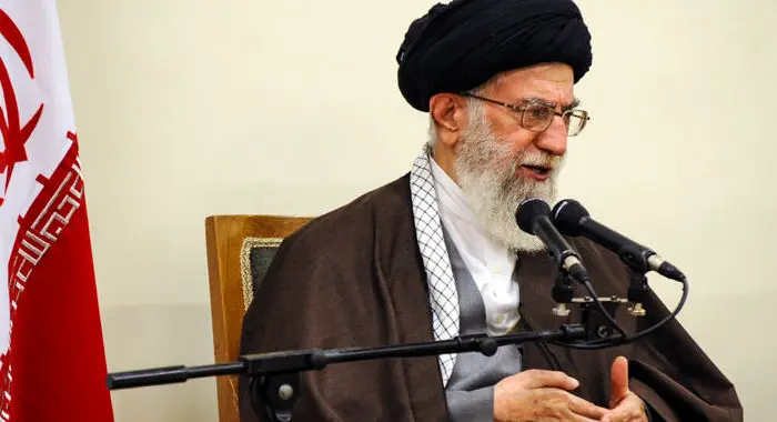 حمایت از احمد توکلی در دادگاه، کتابخانه غسالخانه، کنسرت علی لهراسبی، شقایق‌های سبلان، باغ‌وحش تهران و ...