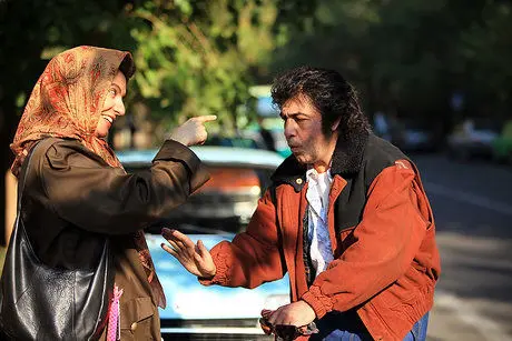 "نهنگ عنبر" با زخم به سینما آمد!