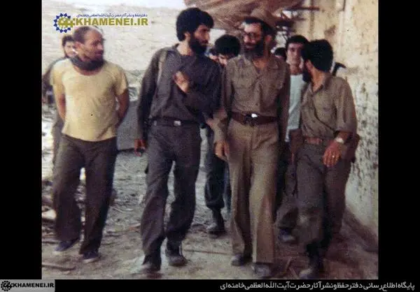(تصاویر) رهبر انقلاب در کنار شهید جهان‌آرا