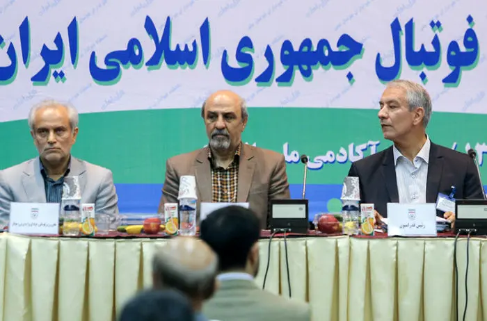 (تصاویر) وزیر ورزش در مجمع فدراسیون فوتبال