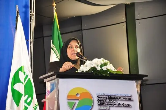 (تصاویر) رونمایی از تندیس "محیط زیست در فضای مجازی"