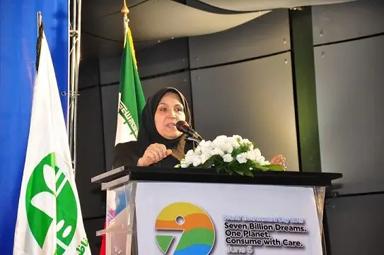 (تصاویر) رونمایی از تندیس "محیط زیست در فضای مجازی"