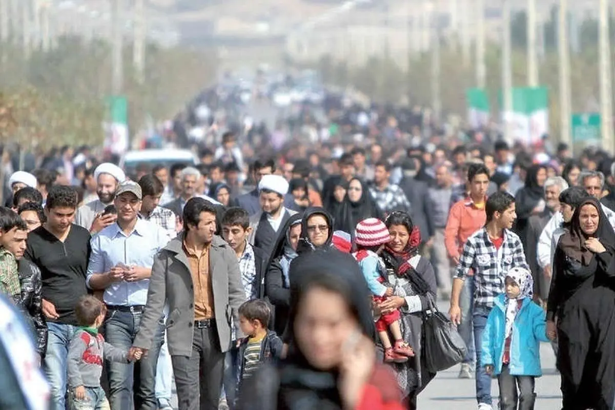 جمعیت ایران در سال ۱۴۲۴ حدود ۵۰۰ میلیون نفر میشود!