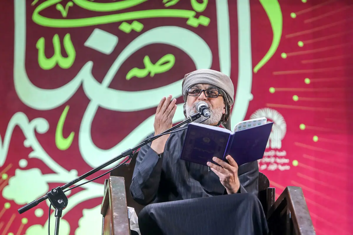 انتقاد نزار القطری، مداح معروف از سخنان قاسمیان در عربستان
