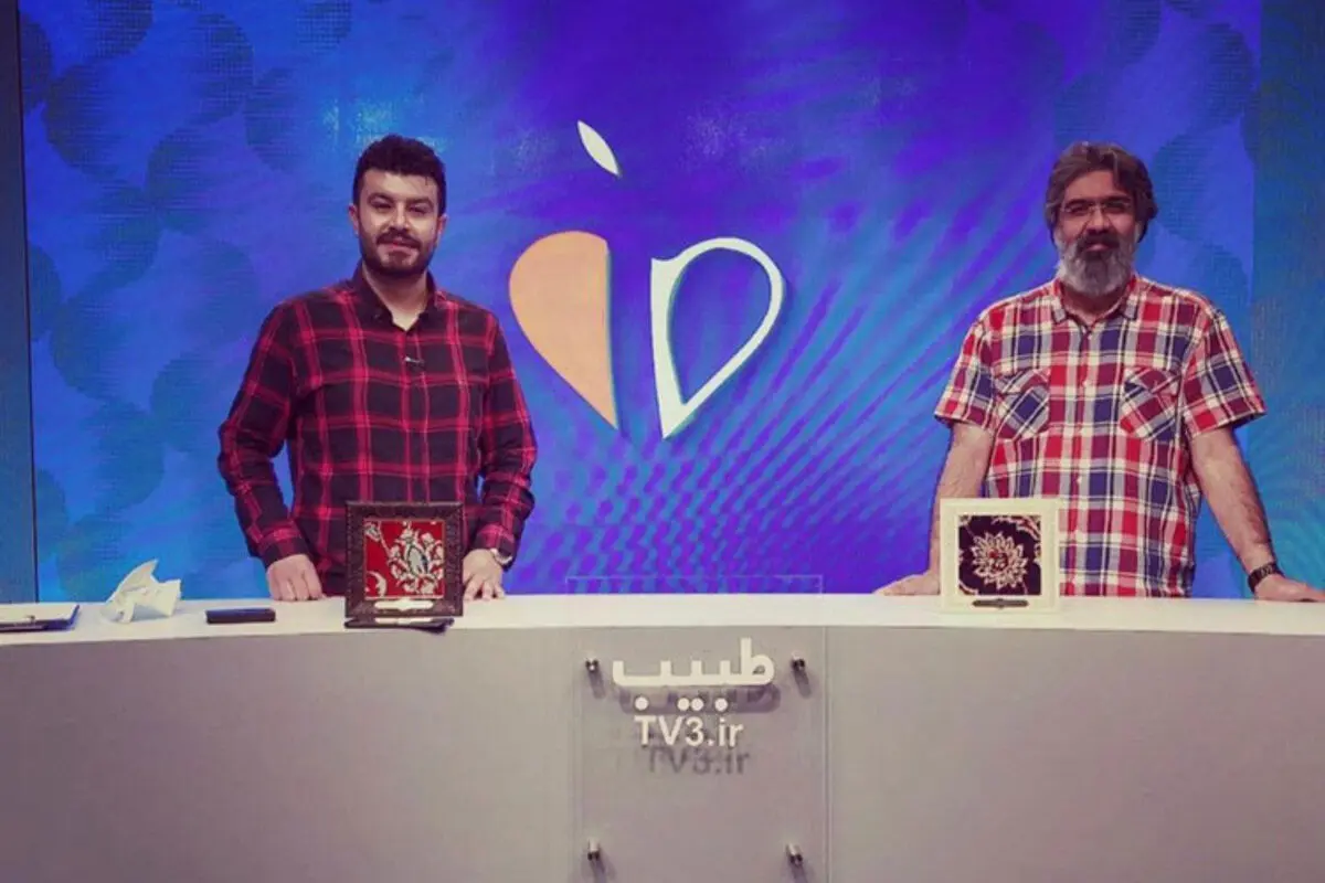 (ویدئو) انتقاد تند پیمان طالبی مجری تلویزیون و توبیخ او
