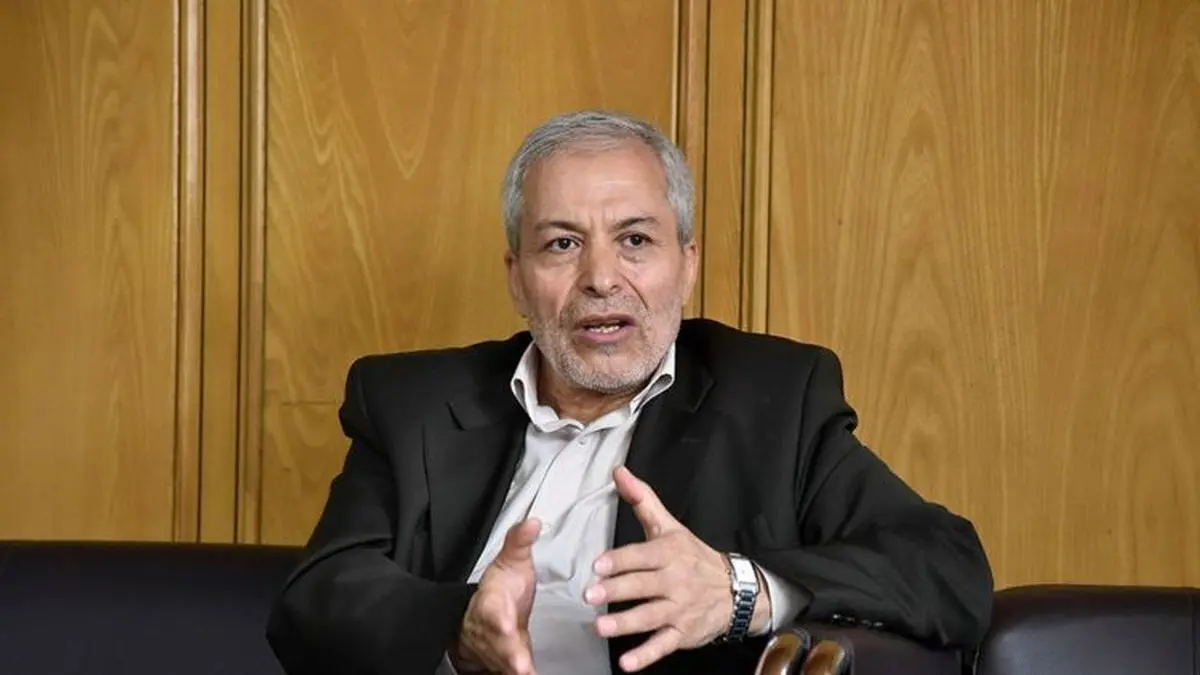 «سیدحسن خمینی به نامزدهای اصلاح طلب گفت کناره گیری کنید»