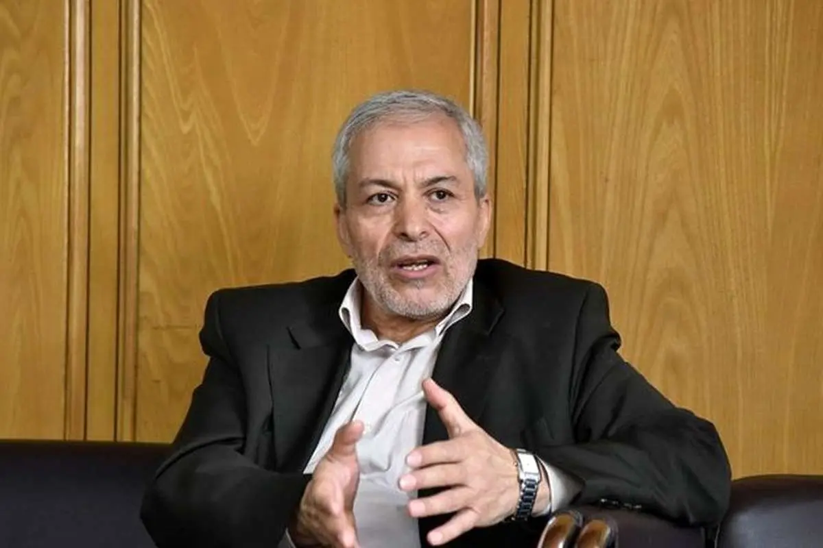 «سیدحسن خمینی به نامزدهای اصلاح طلب گفت کناره گیری کنید»