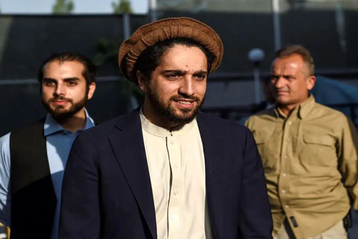 (ویدئو) «احمد مسعود» با چند هلیکوپتر به دره پنجشیر رفت؛ مقاومت آغاز شد؟