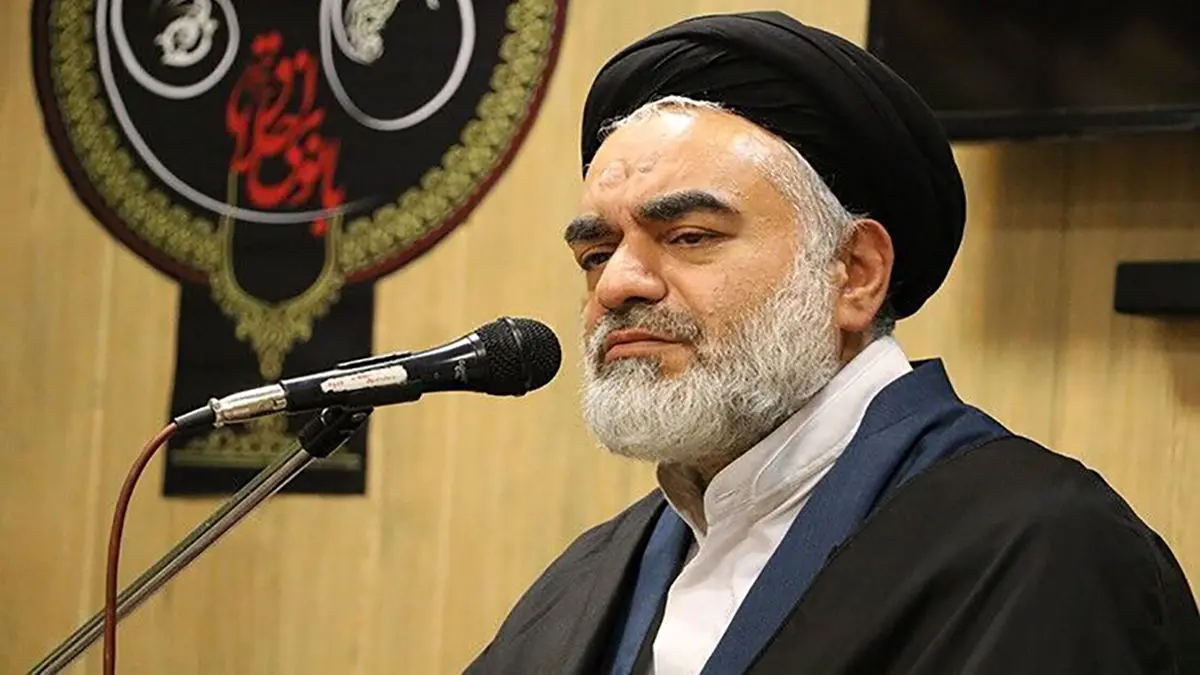 امام جمعه اصفهان: کسی که حجاب ندارد با عقل خود مخالفت می‌کند