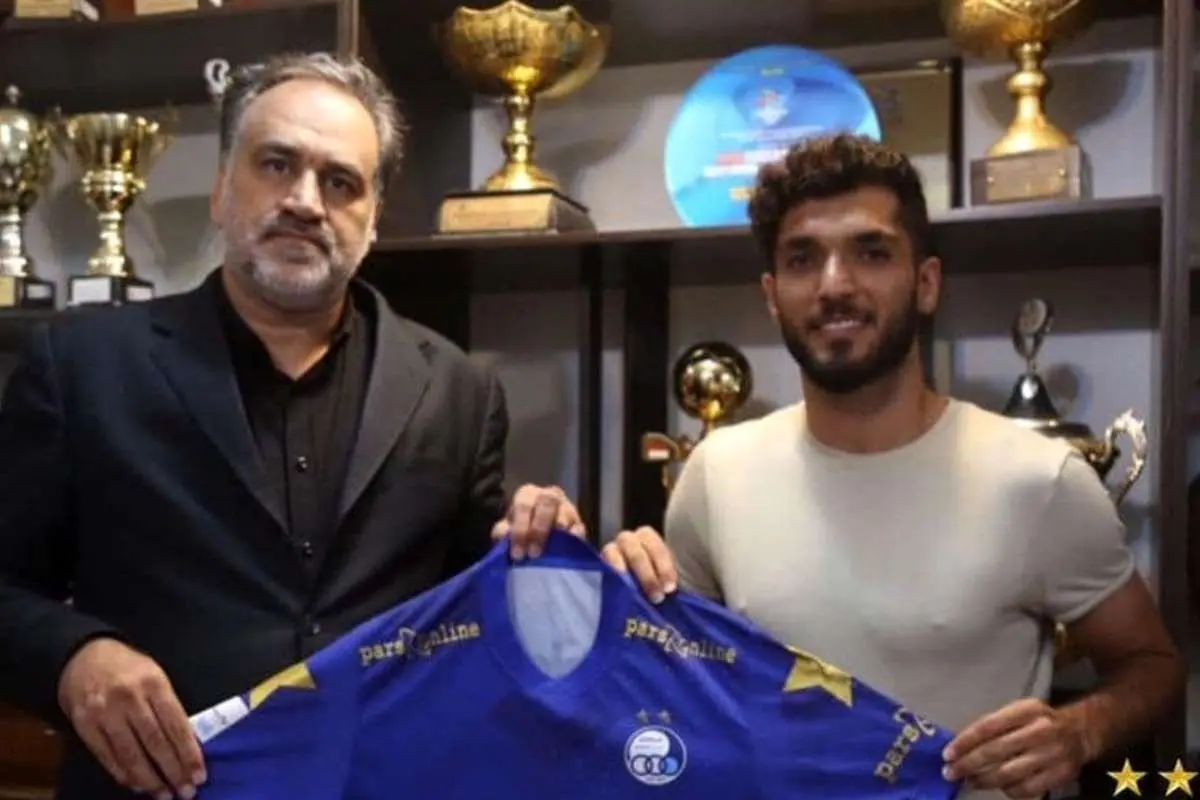 استقلال بازیکن فولاد را جذب کرد