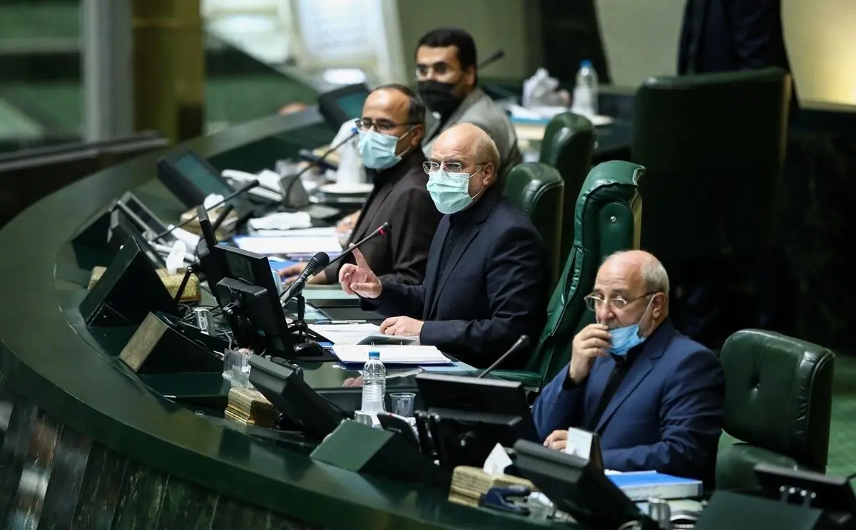 (ویدئو) تأیید وزیر پیشنهادی اطلاعات توسط رهبر انقلاب