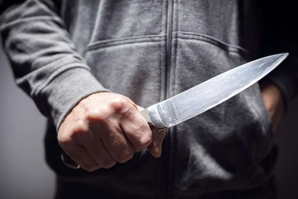 قتل، به خاطر یک جفت کتانی