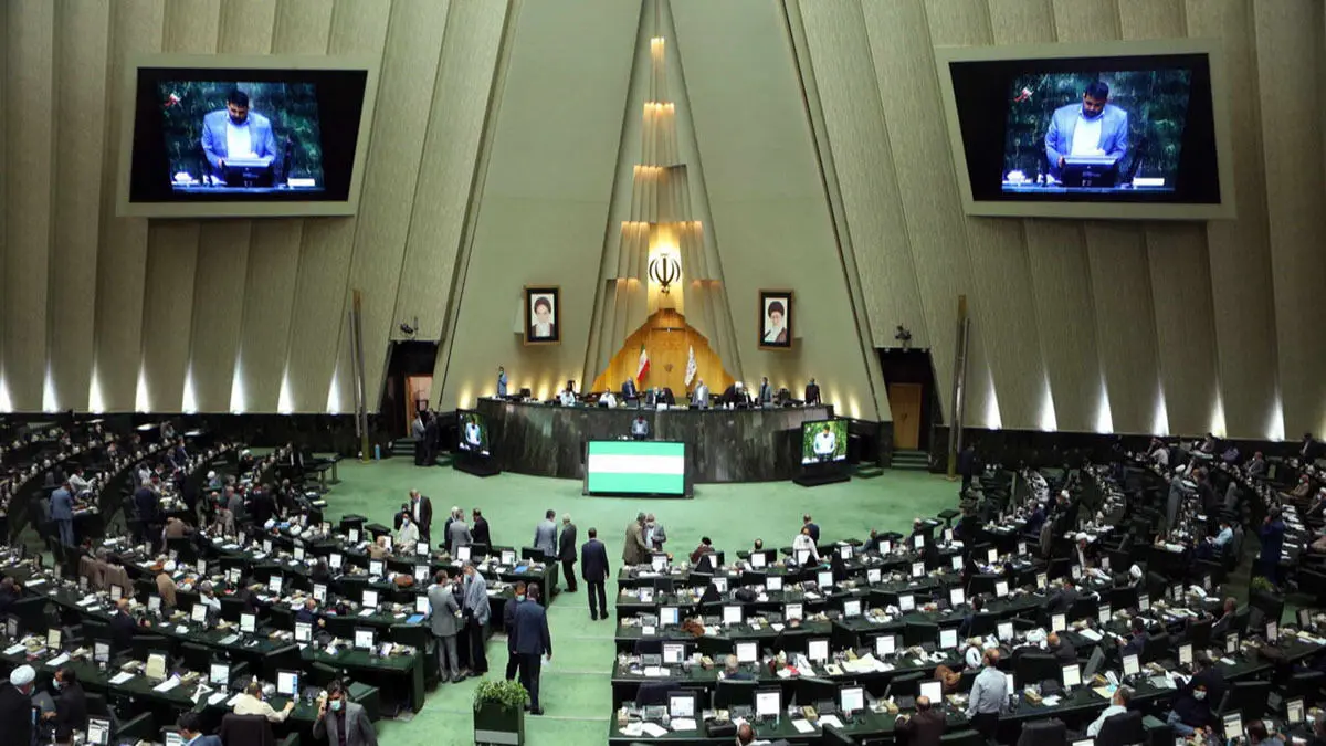 (ویدئو) دفاع عجیب نماینده مجلس از وزیر پیشنهادی نفت
