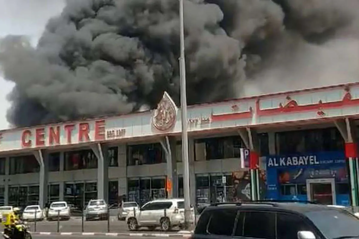 (ویدئو) آتشسوزی بزرگ در نزدیکی فرودگاه دبی
