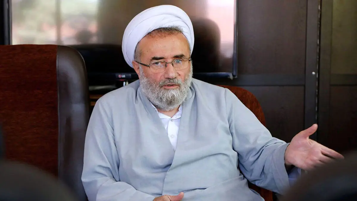 مسیح مهاجری به رئیسی: مراسم تحلیف نماد اشرافی‌گری بود
