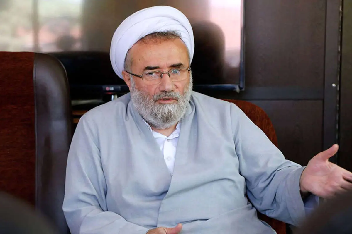 مسیح مهاجری به رئیسی: مراسم تحلیف نماد اشرافی‌گری بود