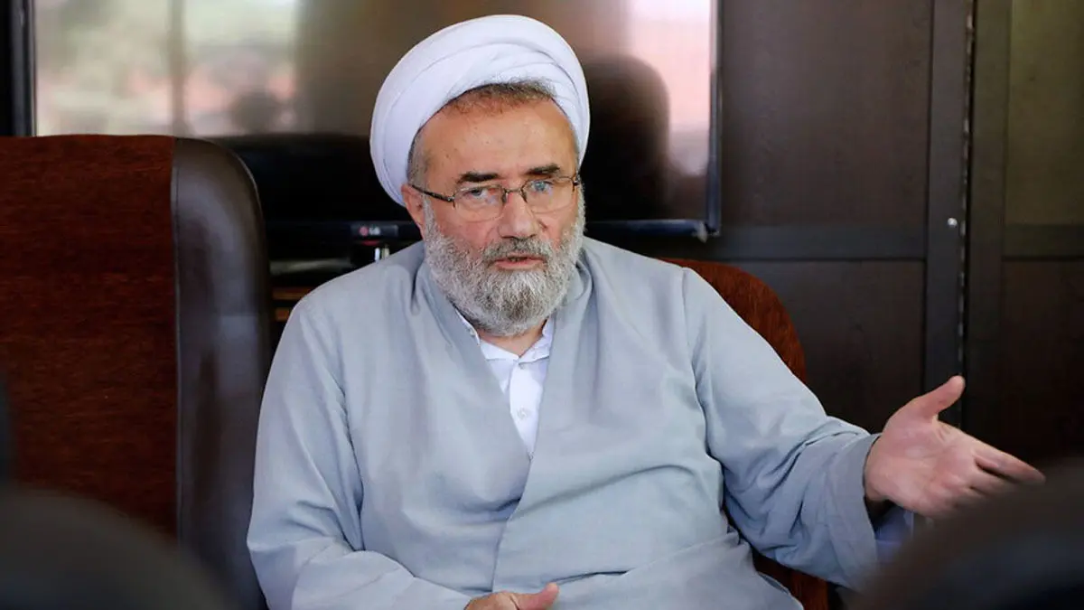 مسیح مهاجری به رئیسی: مراسم تحلیف نماد اشرافی‌گری بود