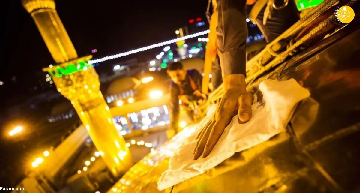(تصاویر) شستشوی گنبد حرم امام حسین(ع)
