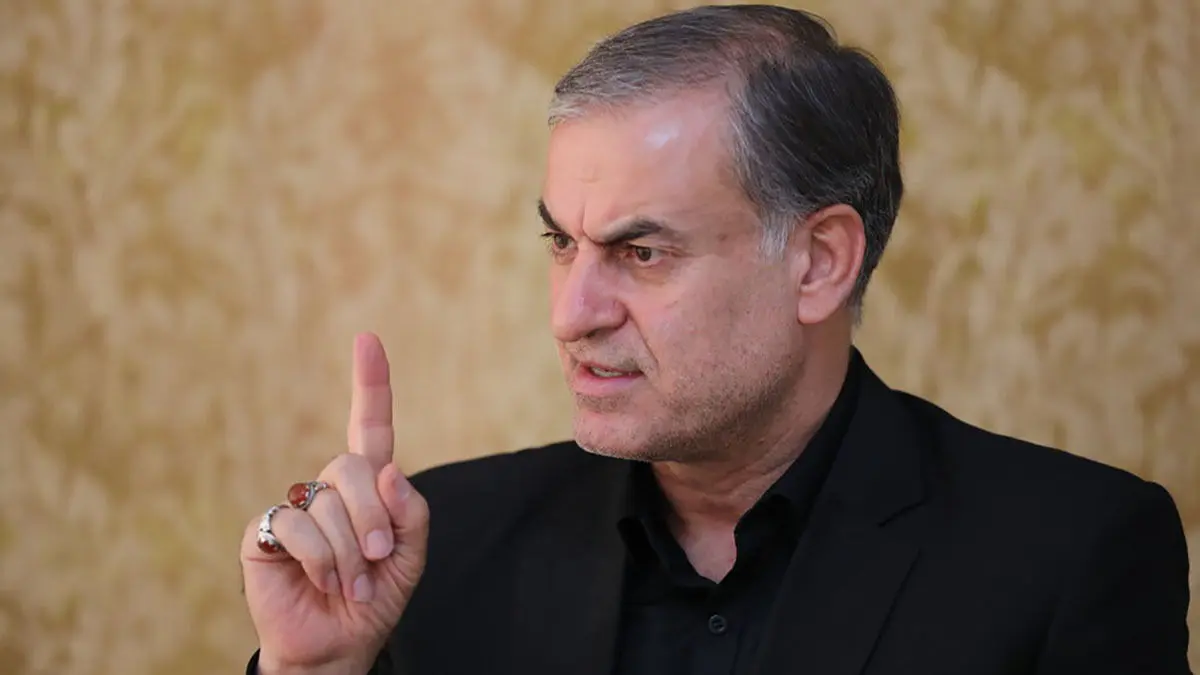کنایه نماینده مجلس به زاکانی؛ نباید مجلس را پله ترقی کرد