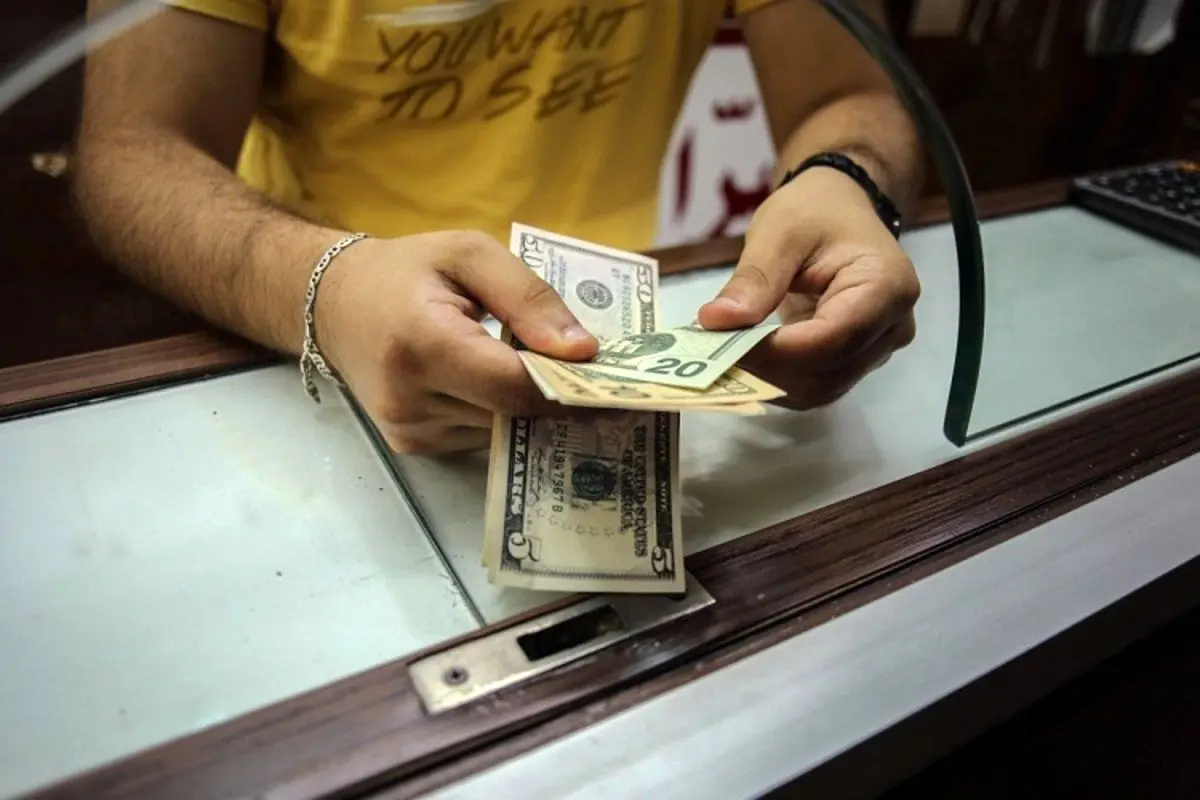 پیش‌بینی قیمت دلار امروز دوشنبه هجدهم مرداد ۱۴۰۰