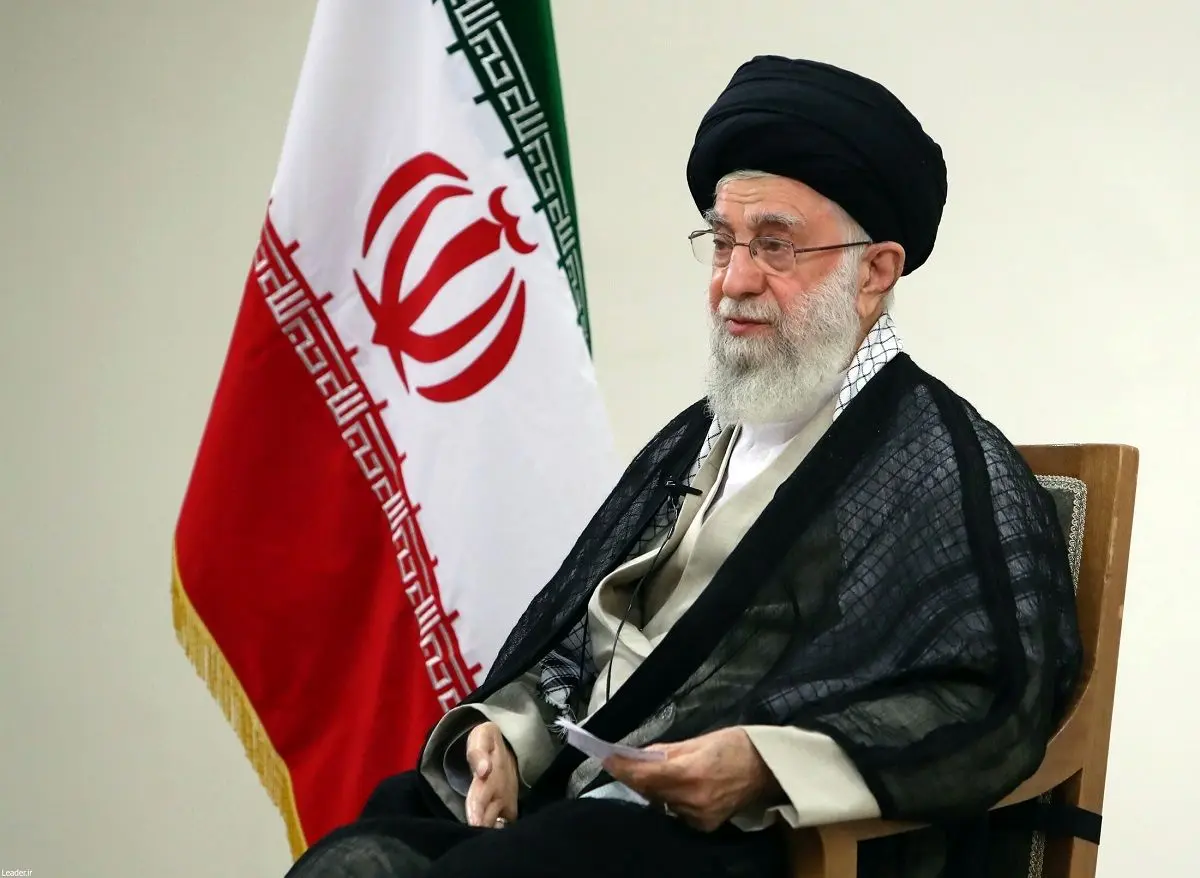 (تصاویر) سخنانی تلویزیونی رهبر انقلاب درپی خیز مجدد کرونا