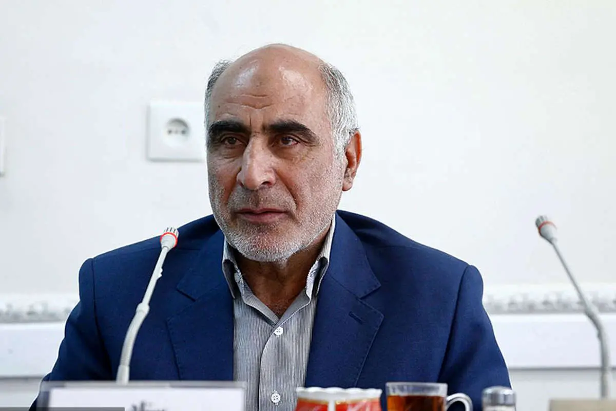 کنایه تند به سعید جلیلی و زاکانی: با طلبکاری استعفا دادند