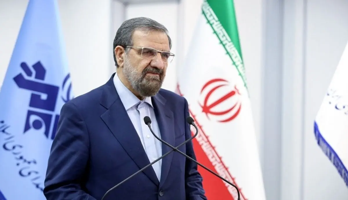 محسن رضایی از مجمع می‌رود