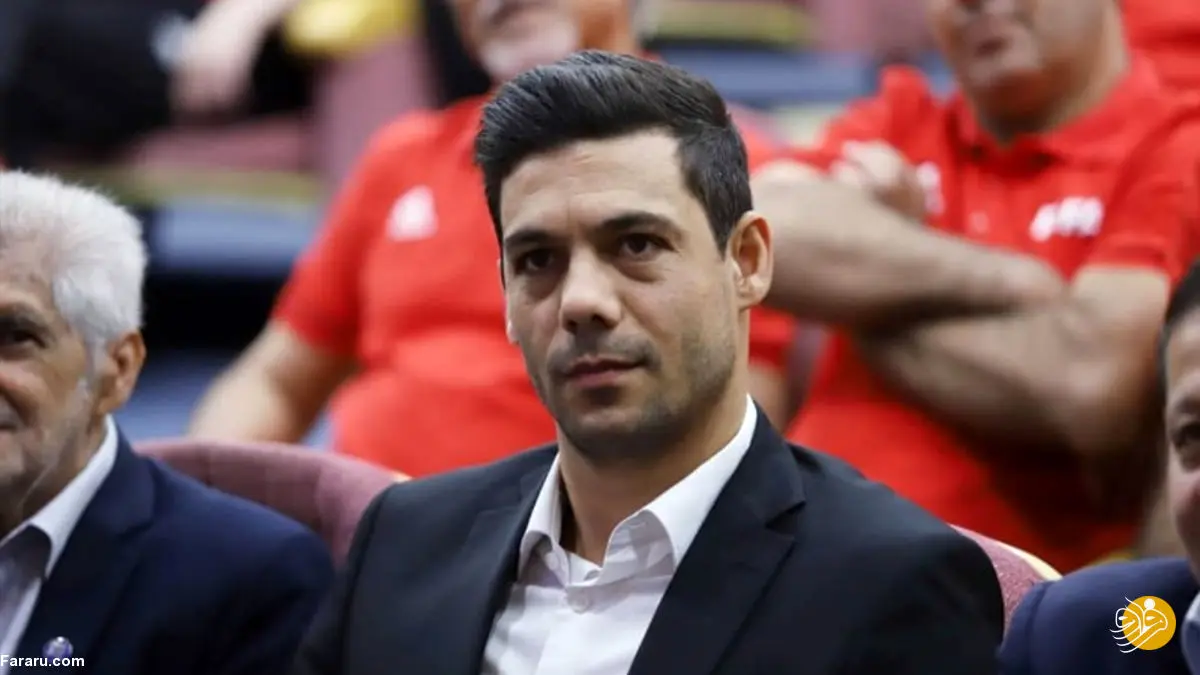 (عکس) معاون باشگاه پرسپولیس با ۲۰ سال تاخیر سرباز شد