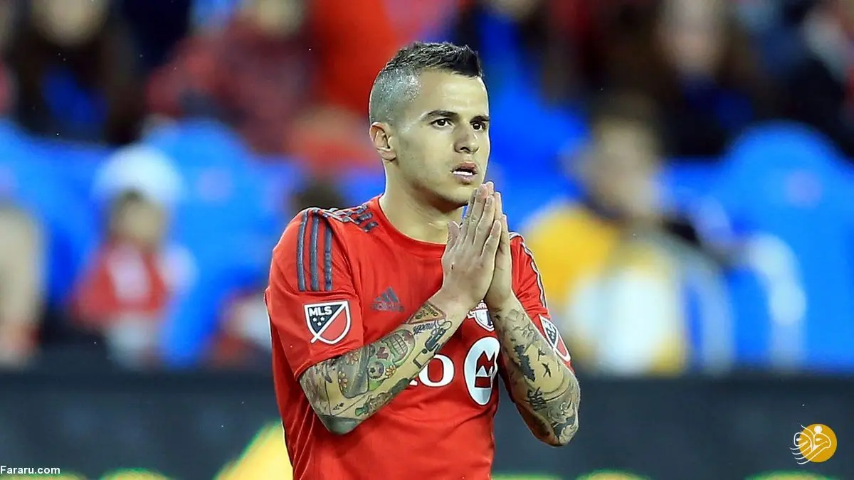 مهاجم خارجی و فوق حرفه‌ای مدنظر استقلال مشتری پیدا کرد