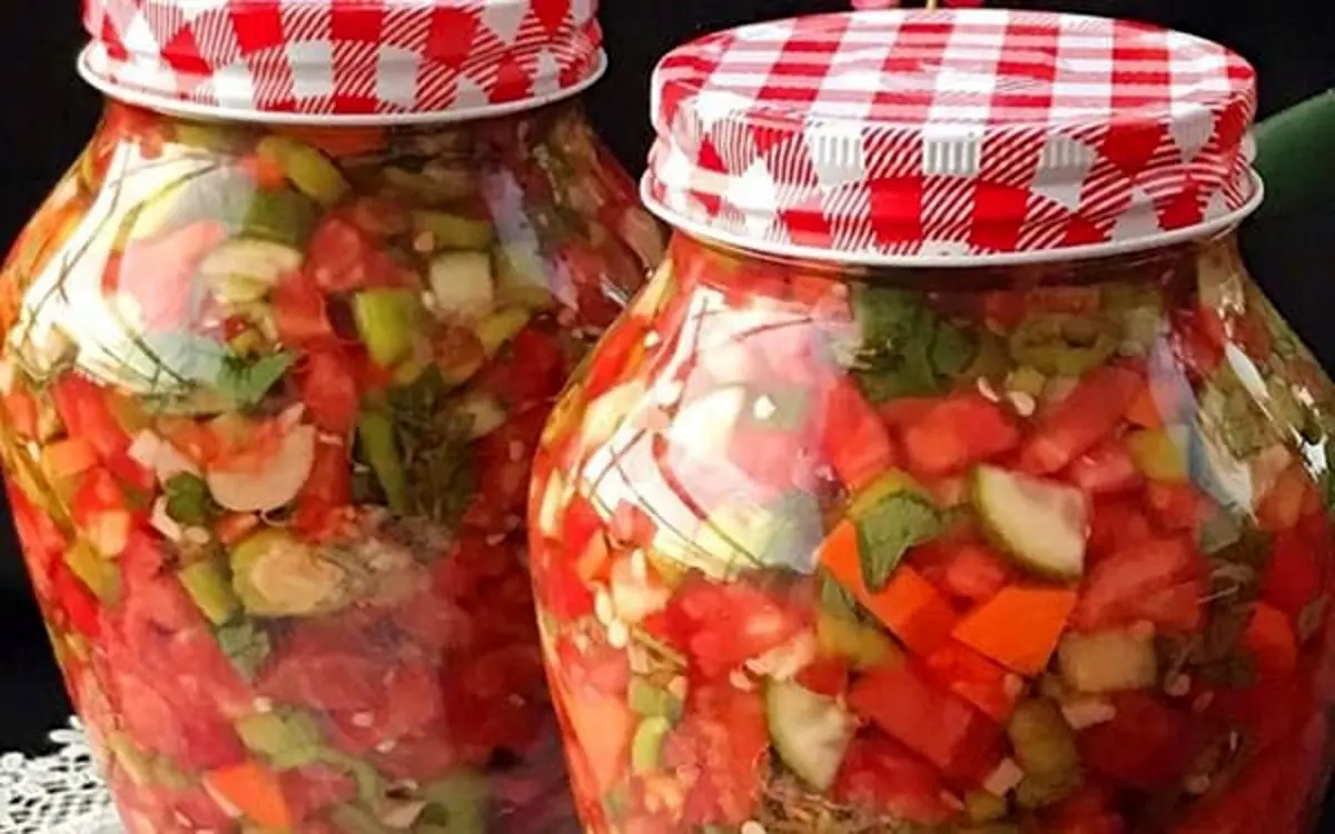 طرز تهیه ترشی سبزیجات؛ فوری و خوشمزه