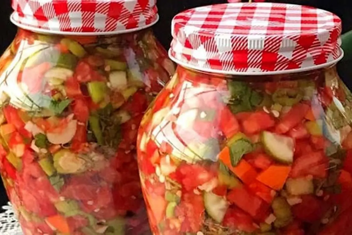 طرز تهیه ترشی سبزیجات؛ فوری و خوشمزه