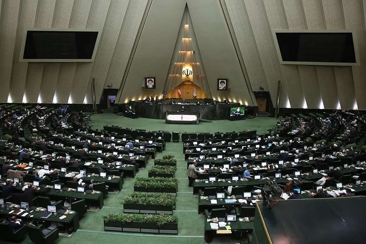 موافقت مجلس با کلیات طرح تسهیل صدور مجوزهای کسبوکار