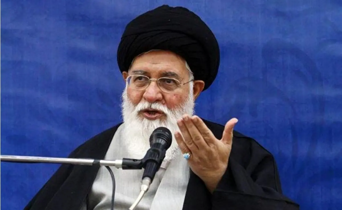 علم‌الهدی: دنیای شرق در مقابل غرب به سراغ ما آمده و در برابر ما خضوع می‌کند