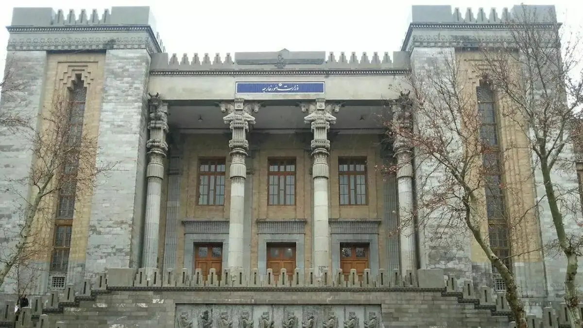 وزارت خارجه از شکاف بین آمریکا و عربستان استفاده می‌کند؟