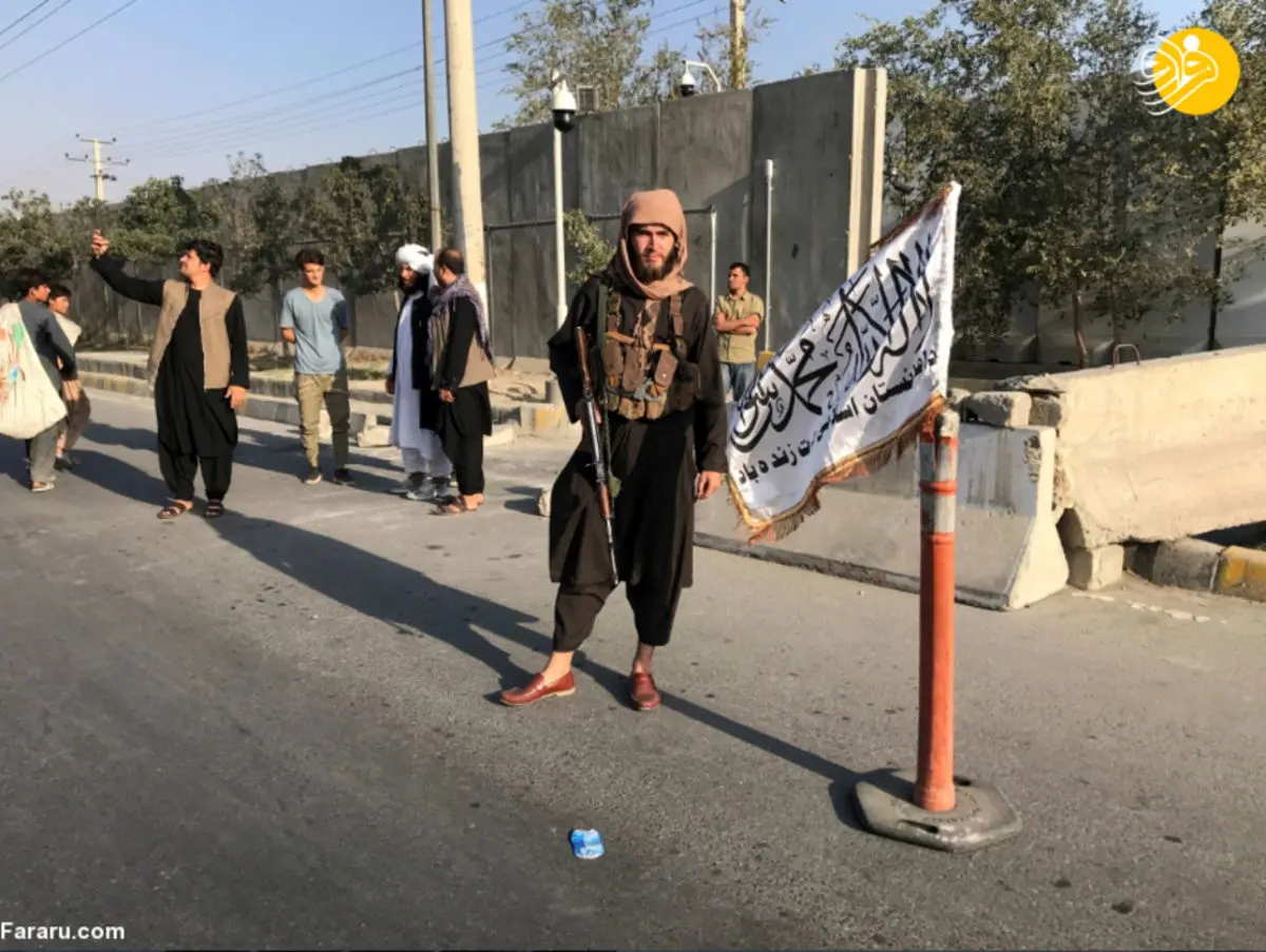 (ویدئو) اهتزاز پرچم طالبان در قبیله آفریقایی!