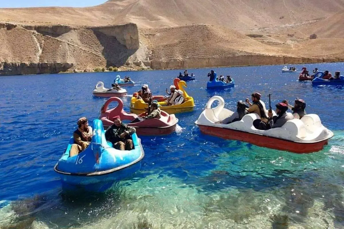 (ویدئو) حضور ترسناک طالبان در بند امیر بامیان