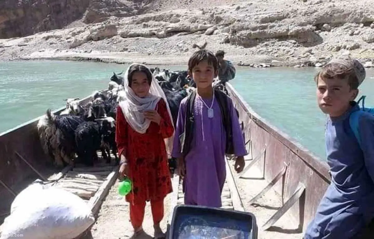 (عکس) کوچ اجباری شیعیان هزاره توسط طالبان!