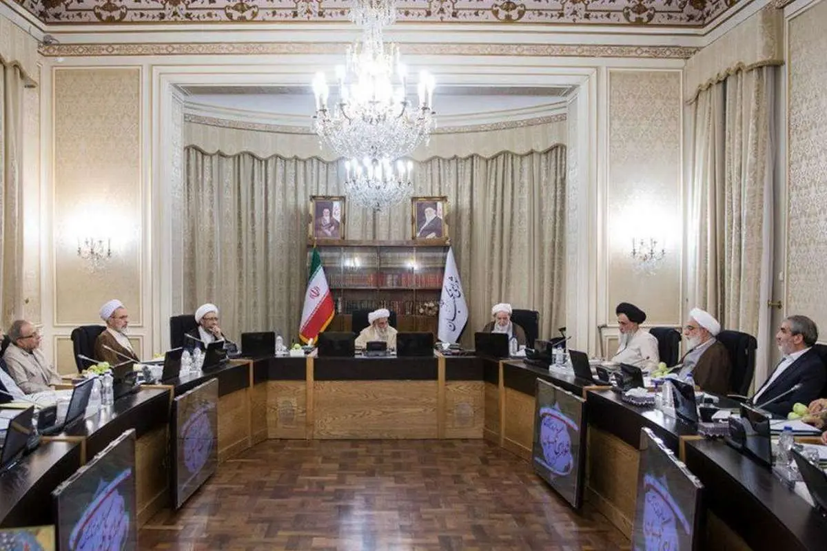 شورای نگهبان میتواند نماینده مجلس را برکنار کند!