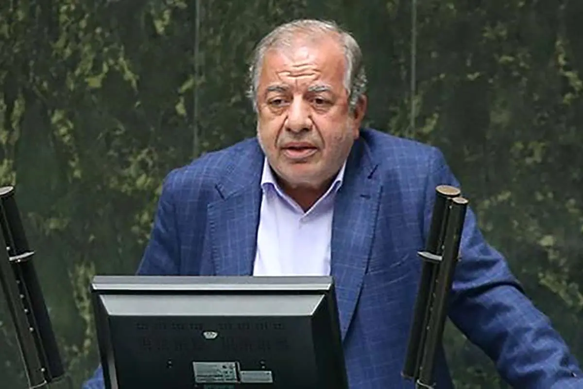عذرخواهی نماینده گلپایگان به خاطر سخنانش درباره کمبود دارو
