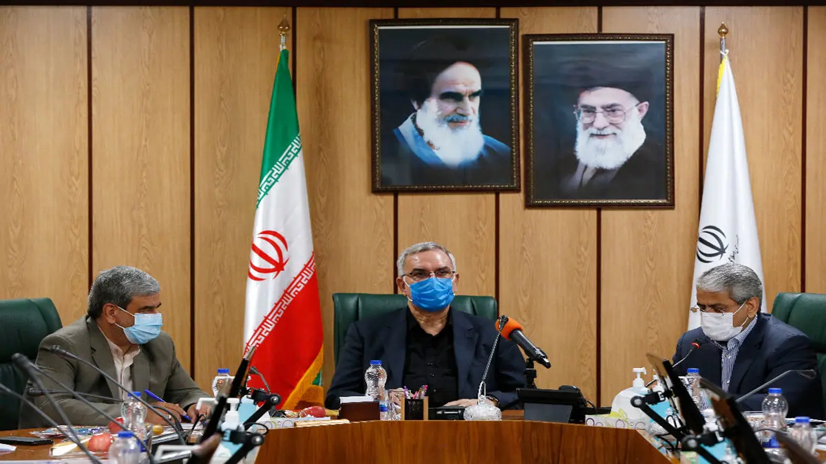 وزیر بهداشت: تا آخر بهمن، پایان کرونا در کشور اعلام می‌شود