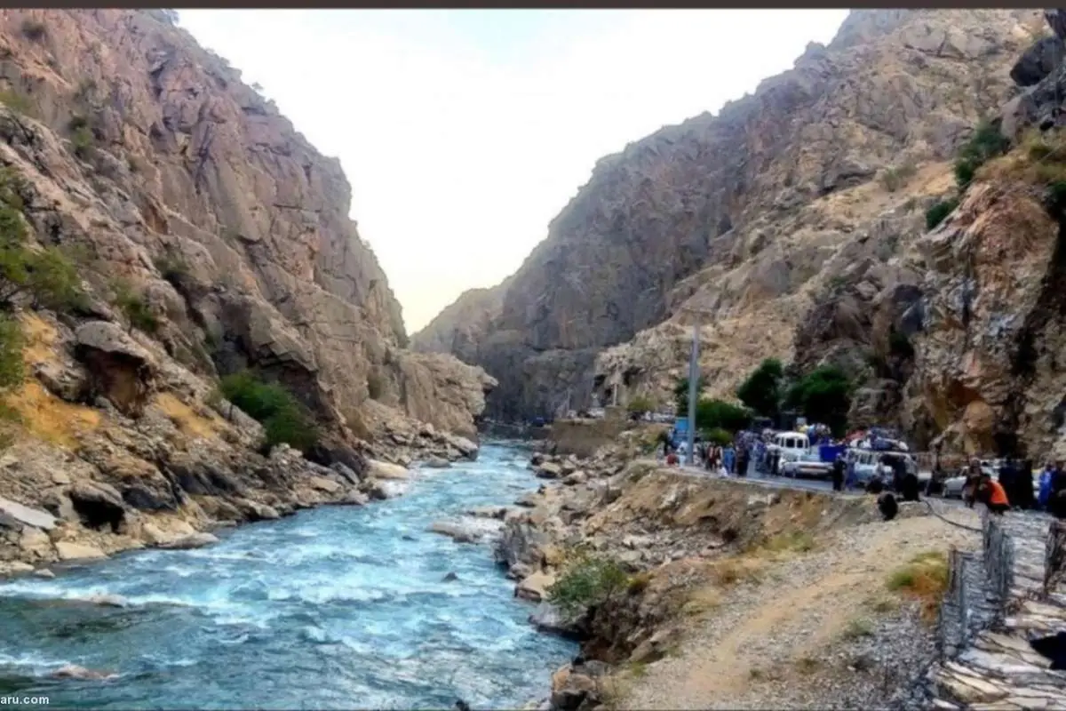 (ویدئو) فرار صدها خانواده پنجشیری از ترس انتقامجویی طالبان