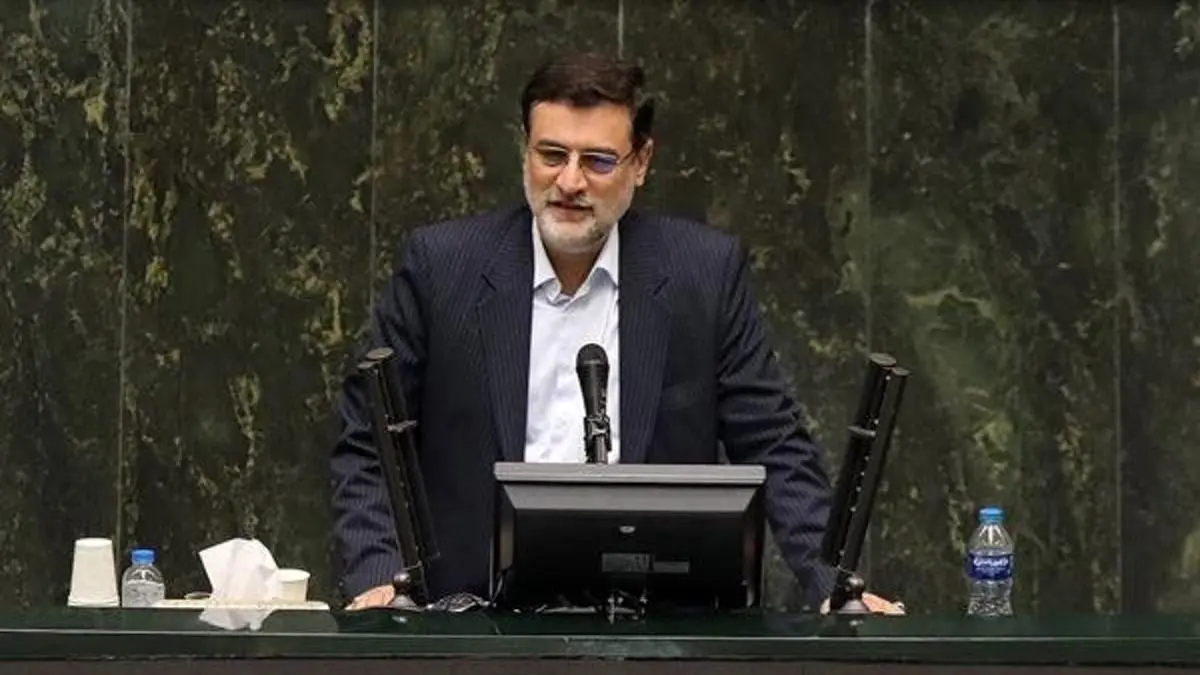 مجلس با استعفای قاضی زاده هاشمی موافقت کرد