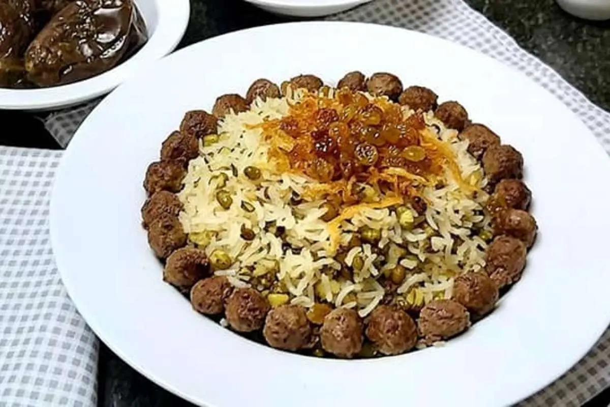طرز تهیه ماش پلو با کوفته قلقلی