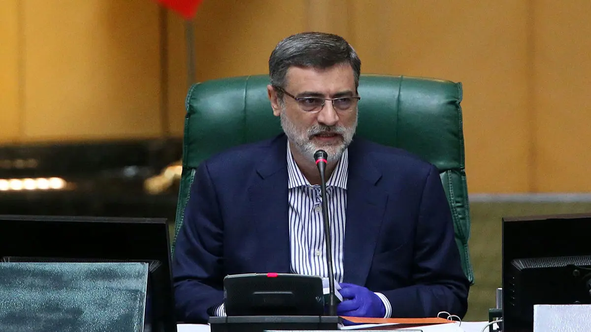قاضی زاده هاشمی رئیس بنیاد شهید شد