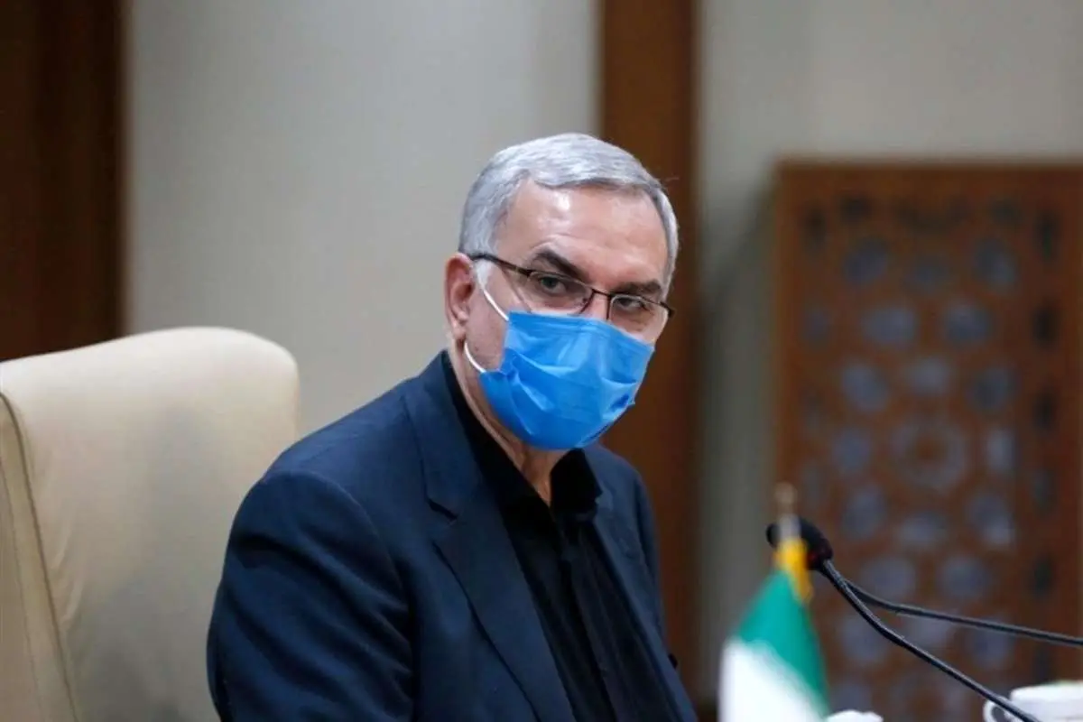 وزیر بهداشت: واکسیناسیون افراد زیر ۱۸ سال از ۲ هفته دیگر آغاز میشود