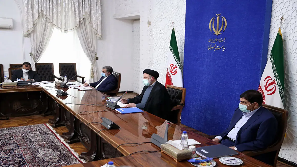 رئیسی: بانک مرکزی منابع ارزی خارج از کشور را به داخل بازگرداند