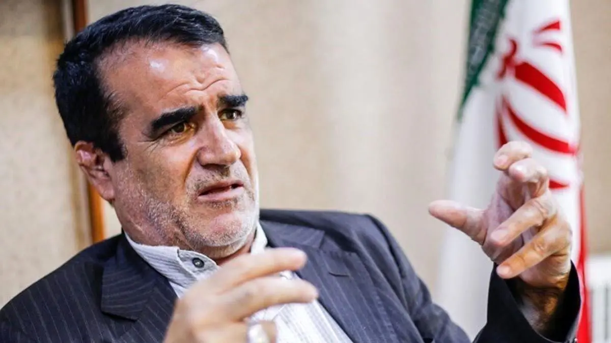 نمازی: تغییر همه مدیران میدان را برای فرصت طلبان فراهم می‌کند