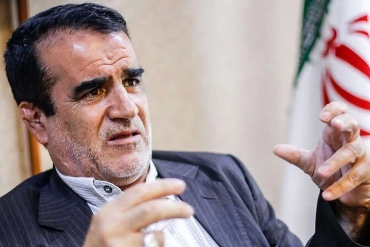 نمازی: تغییر همه مدیران میدان را برای فرصت طلبان فراهم میکند